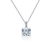 round brilliant cut Lab Grown Diamond Necklace